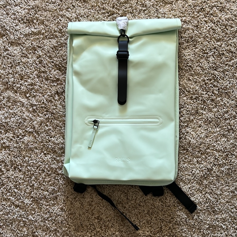 NWT -Rains - Rolltop Rucksack - Picture 5 of 6
